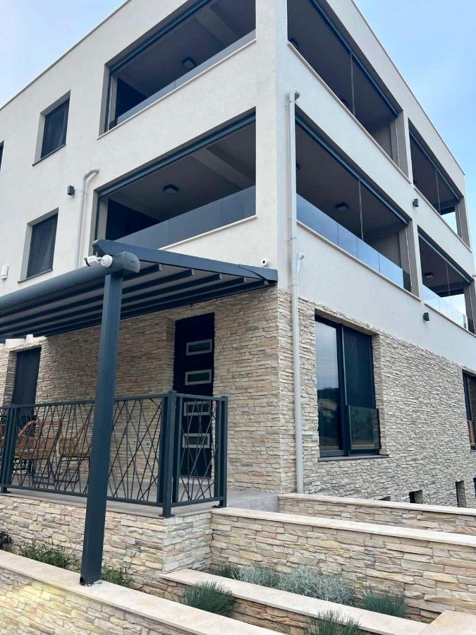 Apartmani Cube A Μεντουλίν Εξωτερικό φωτογραφία