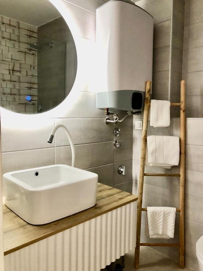 Apartmani Cube A Μεντουλίν Εξωτερικό φωτογραφία