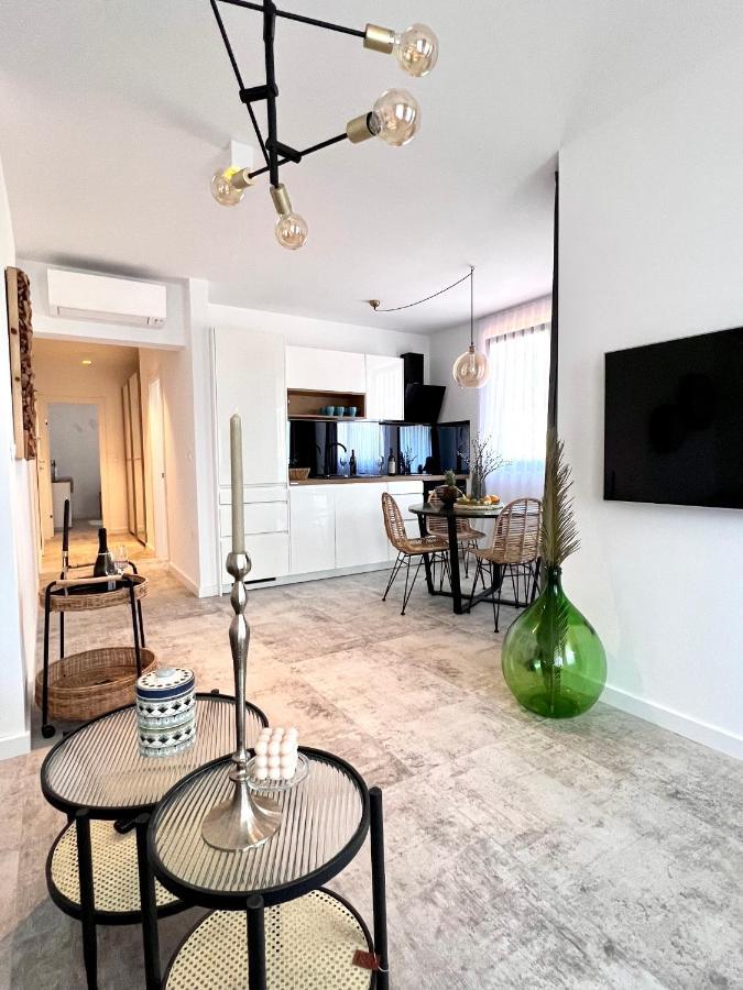 Apartmani Cube A Μεντουλίν Εξωτερικό φωτογραφία