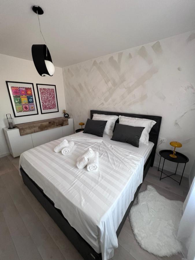 Apartmani Cube A Μεντουλίν Εξωτερικό φωτογραφία